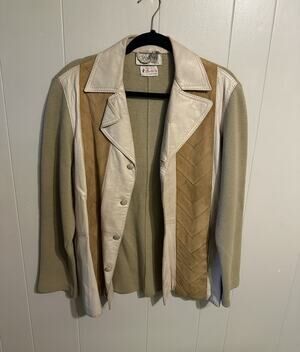 Damon Women’s Vintage Leather Button Jacket Lined Notch Collar Beige/Tan L